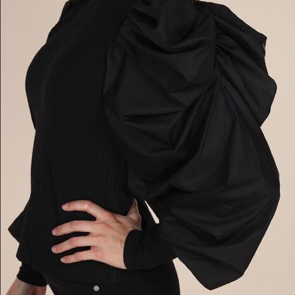 Black Puffy Sleeve Blouse - Picture 4 of 4